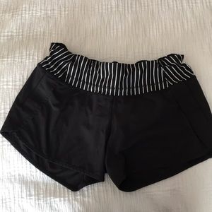 Black Lulu Lemon shorts